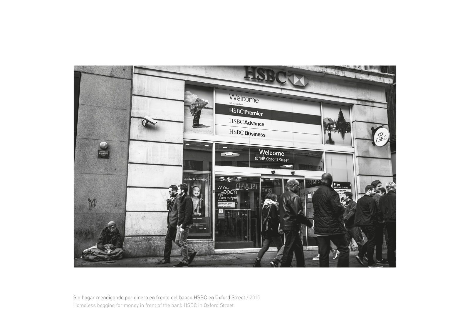 Image of the design created for the exhibition "Londres: detras y debajo del Palacio de Buckingham". This is an image related to a project inside Pedro Rodrigues (Treze413) graphic design portfolio.